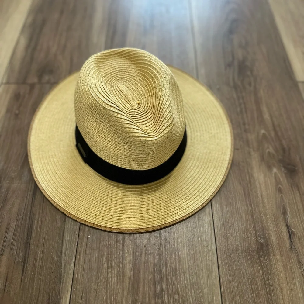 Billabong womens straw